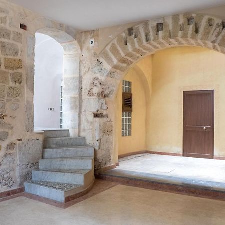 Charming House In The Historic Center Of Palermo Appartement Buitenkant foto